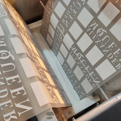 ভালো দাম ডিটিএফ প্রিন্টারের জন্য পাইকারি ট্রান্সফার পেপার 60cm 30cm পেট ডাবল সাইডেড ম্যাট ডিটিএফ ফিল্ম রোল অনলাইন